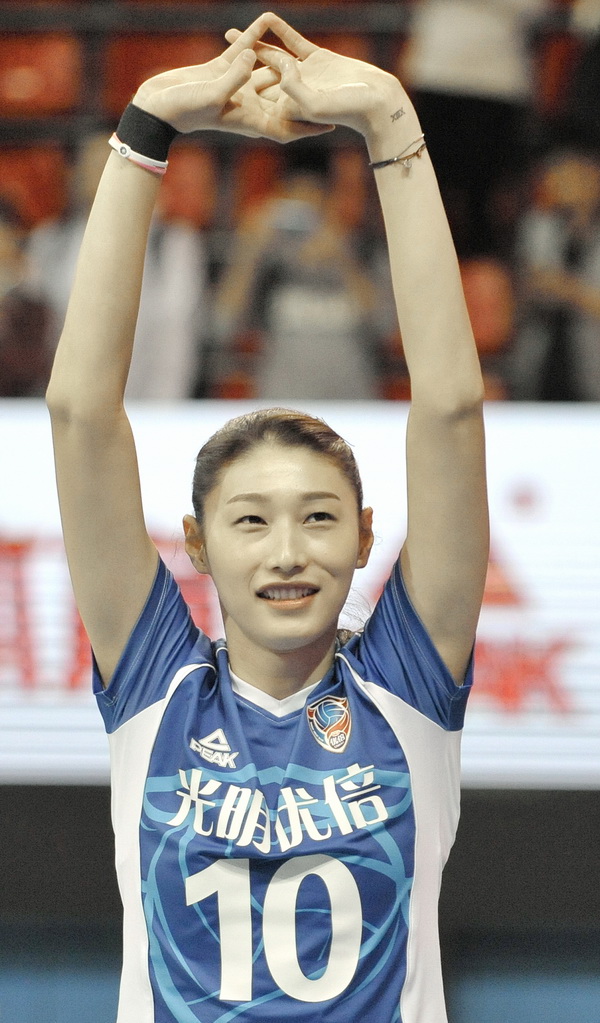 世界排坛巨星金软景14日作战曲靖文体公园 朱