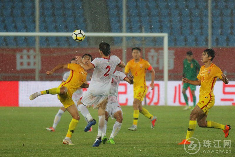 雷雨致U21国奥队比赛定格77分钟 最终比分1-