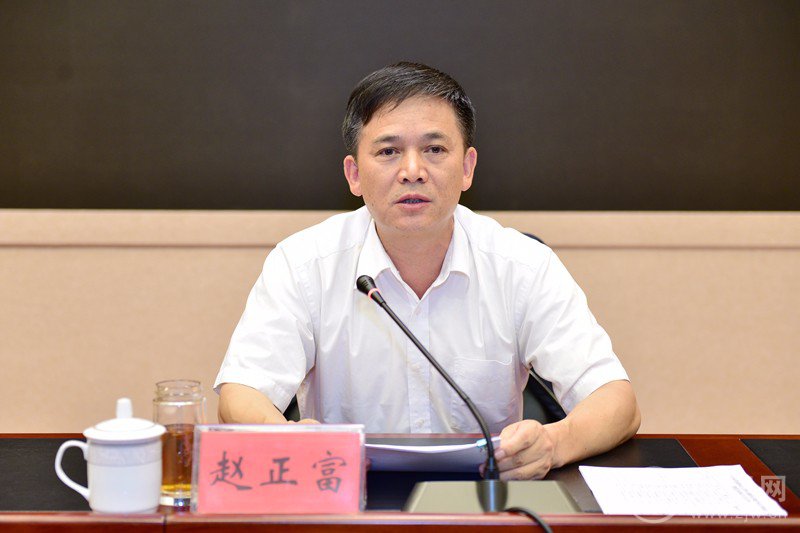 副书记,市委宣传部部长,市创文领导小组常务副组长赵正富在讲话中指出