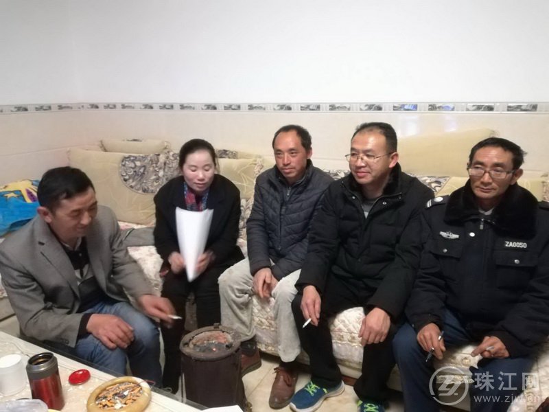 宣威市虹桥街道开展"扫黑除恶,勇当先锋"主题党日活动