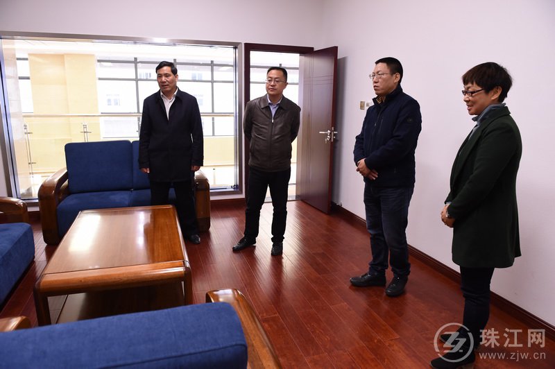 麒麟法院扫黑除恶专项斗争工作获中院考核组高