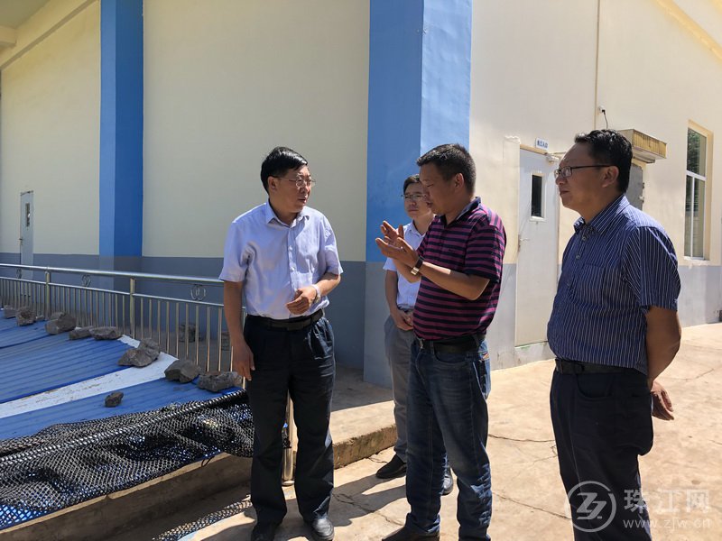 会泽县政协领导到上村乡调研指导脱贫攻坚工作