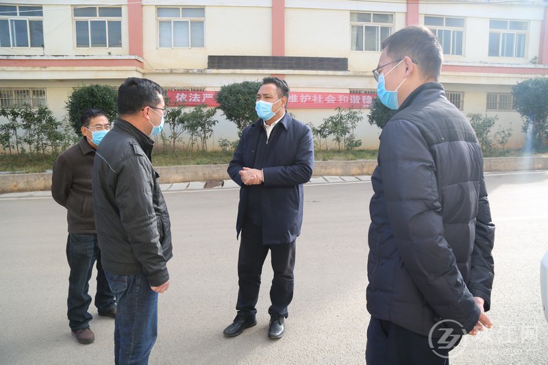 珠江网讯(通讯员吴仙) 2月7日,曲靖市委常委,常务副市长杨中华到田坝