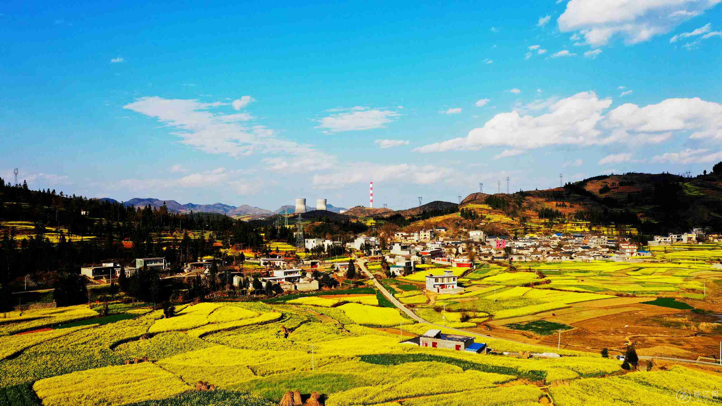 锦绣画布上的十八连山